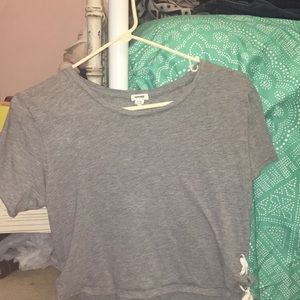 cropped grey shirt with lace on both sides
